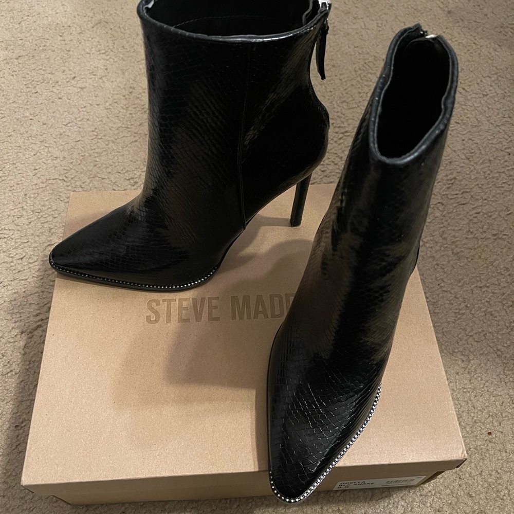 Steve Madden Booties